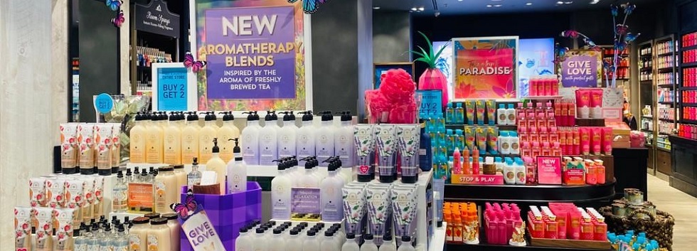 Bath&Body Works encoje sus ventas un 4% y hunde su beneficio hasta abril