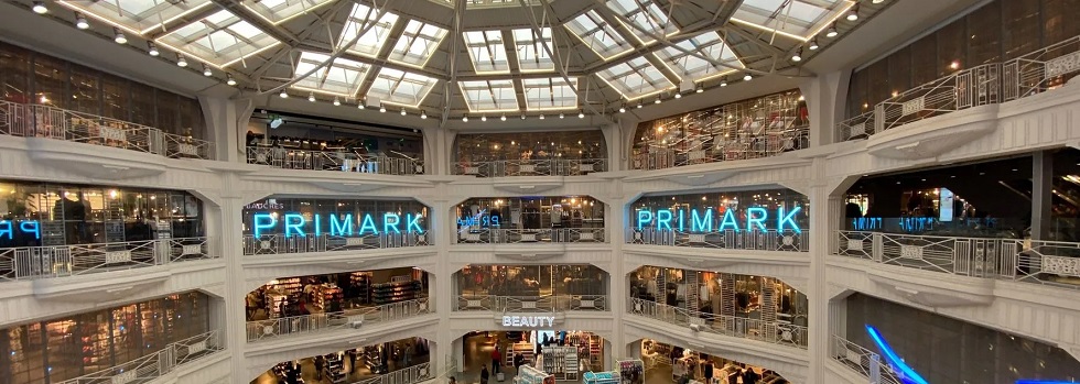 Primark propone un alza salarial del 16% hasta 2024, pero sigue negociando la temporalidad