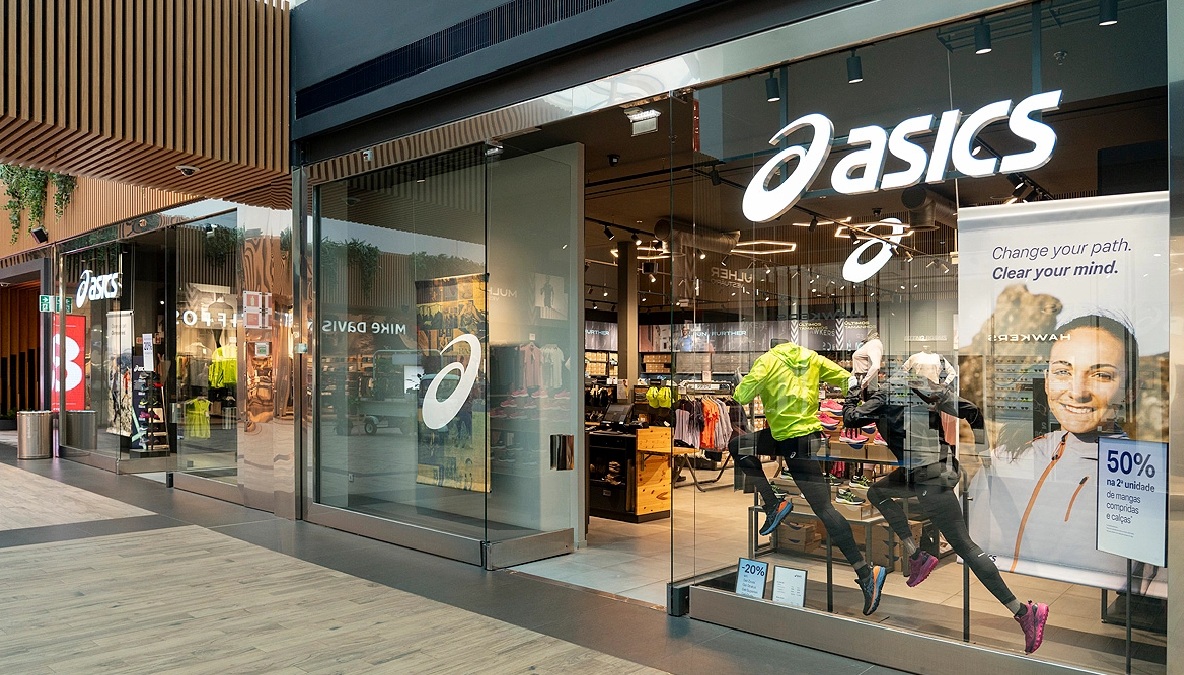 Asics Reports Over 30% Profit Leap by September, Revises Forecasts Upward
