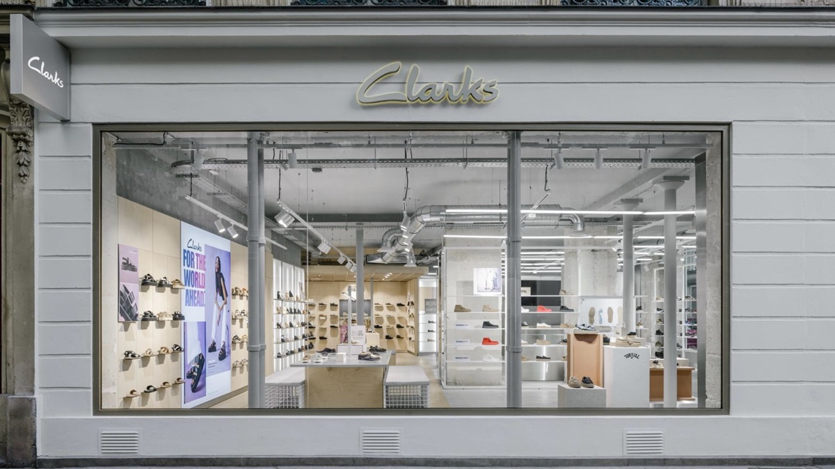 Clarks se expande online: ‘marketplace’ con terceros y entrada en Shein, y Walmart