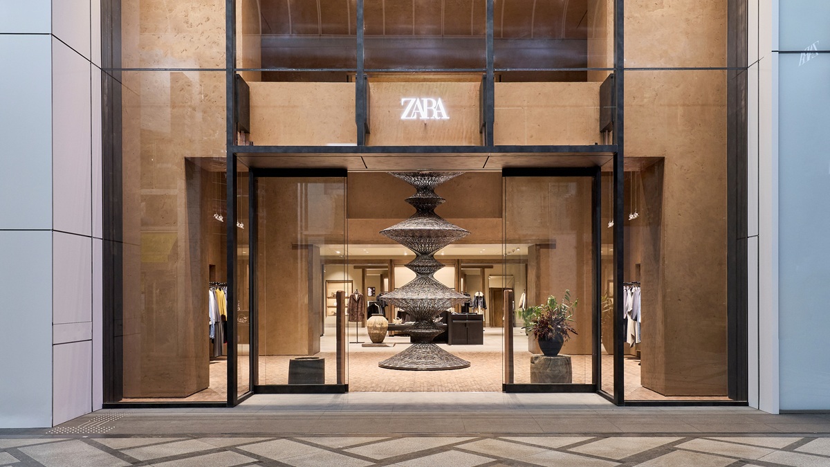 Zara refuerza su presencia en Asia con un ‘flagship’ en Osaka y el debut del Zacaffè japonés