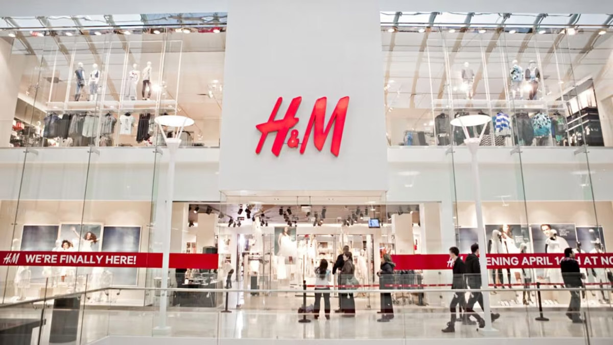 H&M mantiene el pulso: eleva su beneficio un 4,3% en 2025 y roza los 1.060 millones de euros