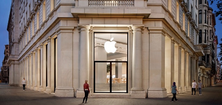 La transformaci&oacute;n de Plaza Catalu&ntilde;a: Apple m&aacute;s que duplica las rentas de la zona