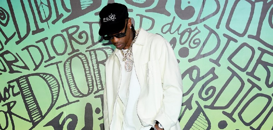 Dior expands its collab with Jordan brand and launches clothing