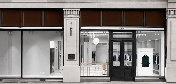 Arket store front Arket, H&M’s winning bet: 20 stores in 2 years