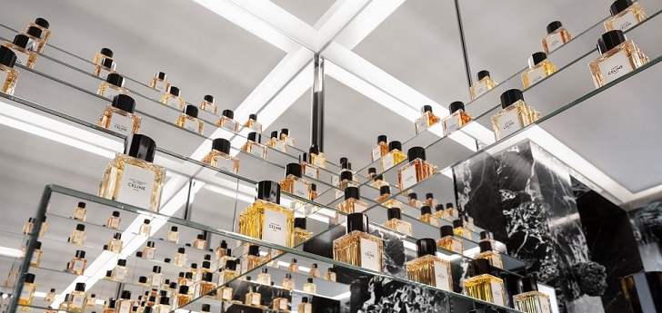 Celine perfume store Celine diversifies: opens in Paris its first perfume store