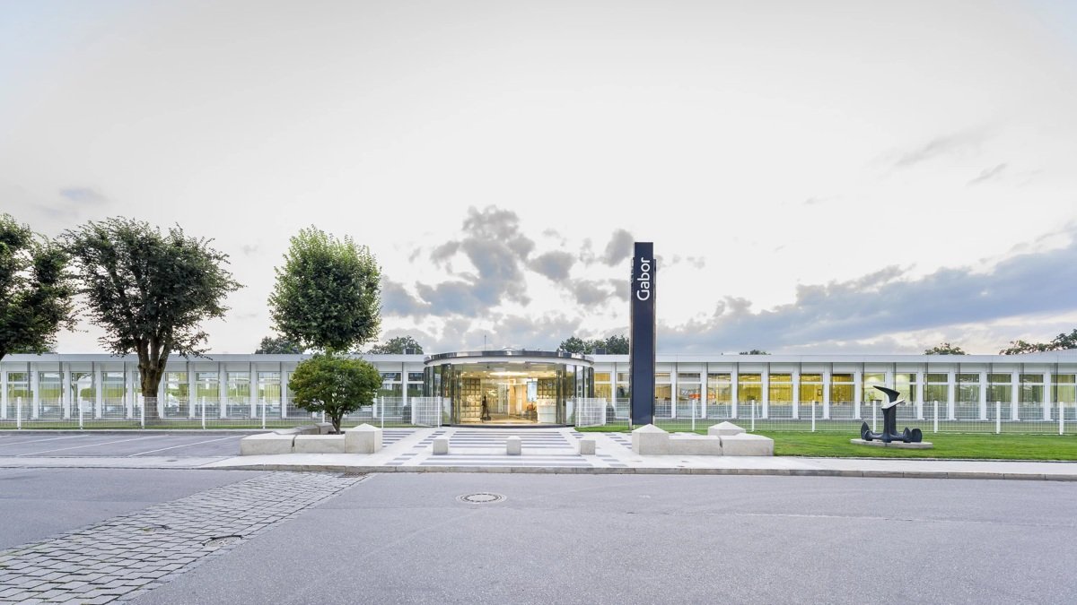 Swiss Fund Arklyz Acquires German Footwear Company Gabor