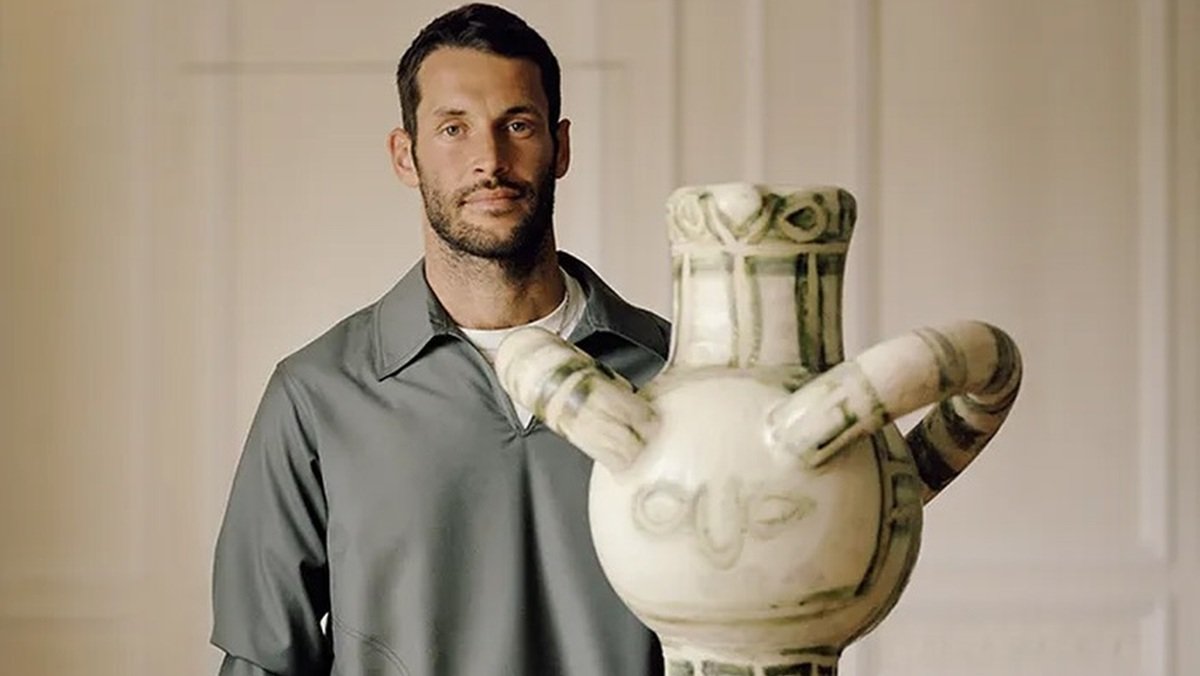 From Fashion to Sculpture: Jacquemus Brings &lsquo;Mythes&rsquo; to Life in Paris