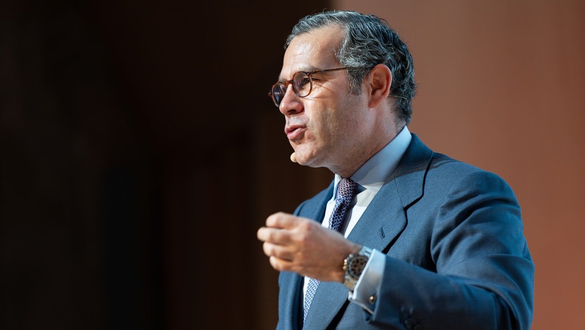 Gonzalo Brujó of Interbrand on Crisis Communication: “Brands Must Amplify Their Message”