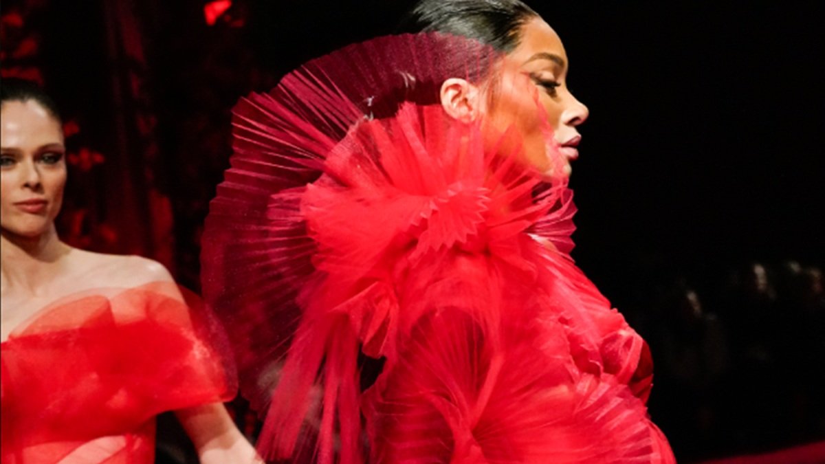 New York Gears Up for September Fashion Week: 60 Labels, Carolina Herrera Missing