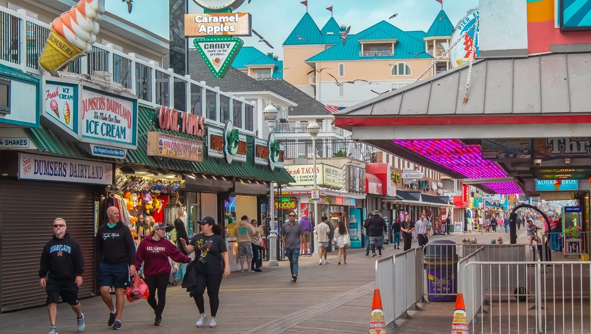 Fashion Sales Growth Slows in U.S. with 8% Annual Increase for September