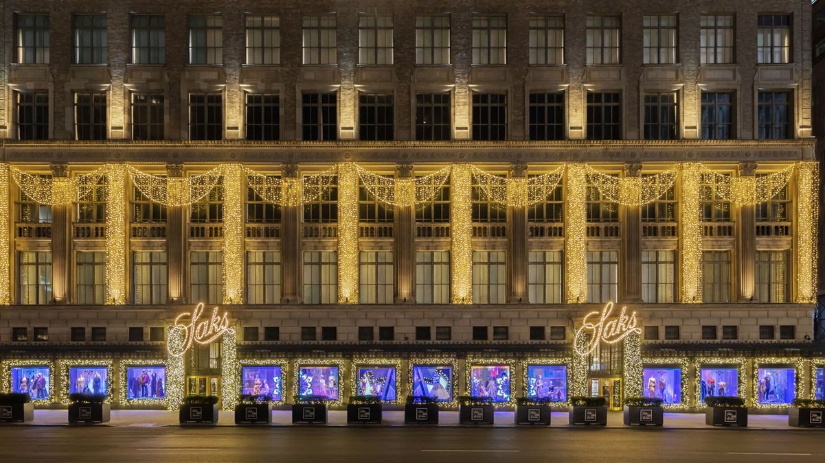 Saks Secures $400 Million Initial Rescue Approval from Court