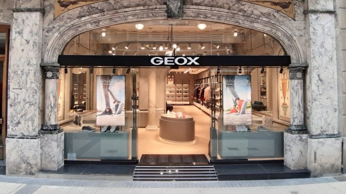 Geox Revenue Drops 6.2% in First Nine Months, Forecasts Year-End Decline