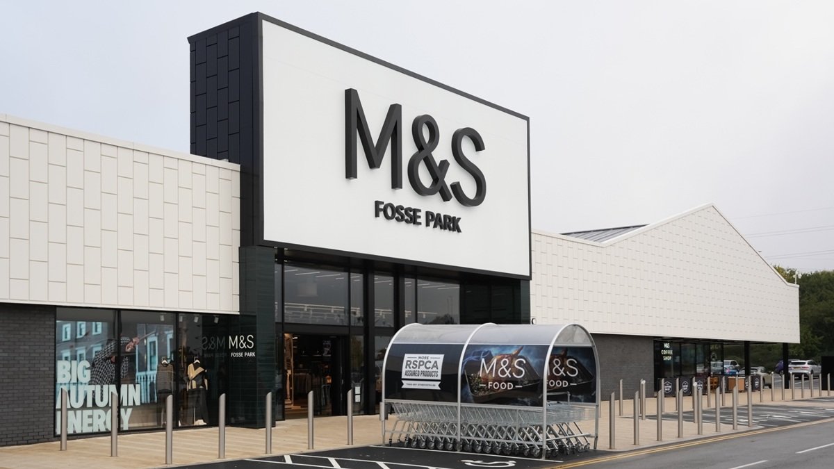 Marks & Spencer Teams Up with eBay to Dive into Secondhand Market