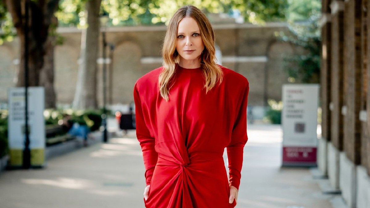Stella McCartney Recognized by The Nat for Her Eco-Friendly Innovations