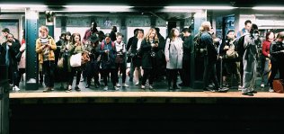 Look into 2030: Megacities, technology and eco