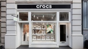 Crocs&rsquo; Financial Struggle: Over $332 Billion in Losses for First Half