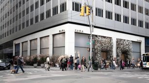 Inditex Cuts Cash Reserves by 4.7%, Focuses on Financial Investments