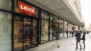 Levi&rsquo;s Expands European Presence with Flagship Stores Amid Global Relaunch