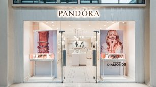 Pandora Reports 6% Growth Through September, Reaffirms 2025 Projections