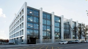 L&rsquo;Oreal Commits Up to $30 Million for New York Innovation Hub