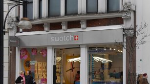 Swatch Sees 89% Profit Decline in 2025 Amid Tariff Woes and Sluggish Demand