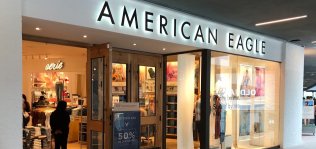 American Eagle, in the green: sees sales up 6% and profit grows 2%