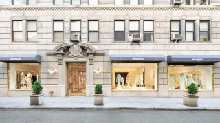 Pronovias Undergoes Shake-Up: CEO Steps Down as Abencys Takes Charge