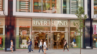 River Island’s Urgent Move: Secures Financing to Prevent Bankruptcy