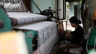 Vietnam Moves to Reduce China Dependence, Eyes New Partnerships in Footwear Supply