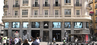 Adidas recorta un 30% su beneficio en España por la quiebra de su franquiciado