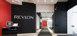 Revlon ficha a Goldman Sachs para salir al mercado tras engordar pérdidas en 2018