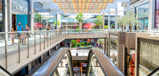 La ruta de los ‘malls’: los páramos de los centros comerciales en España