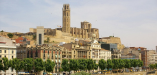 Lleida da un paso atrás: las tiendas podrán abrir sólo con cita