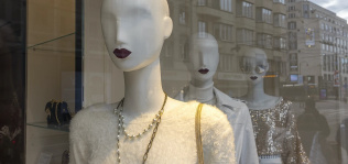 Las ventas de moda siguen a la baja en la zona euro con un descenso del 14,1%