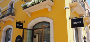 Loewe abre una tienda de perfumería en La Roca Village de Barcelona