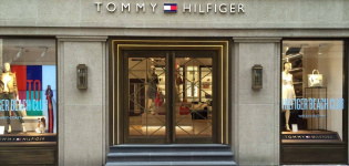 Tommy Hilfiger: más productos icónicos y posicionamiento para superar los 6.400 millones en ventas en 2025