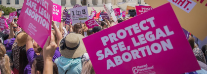 La moda se posiciona por el derecho al aborto en EEUU