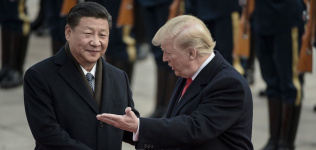La guerra EEUU-China sigue ‘enfriando’ la economía pese al oxígeno monetario