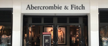 Abercrombie&Fitch se dispara: eleva ventas y más que duplica beneficio en el primer trimestre