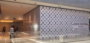 Louis Vuitton se suma a la oleada de regresos a Argentina y reabre en Buenos Aires
