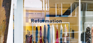 La moda ‘eco’ vuelve a seducir al capital: Permira compra Reformation