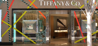Tiffany suma y sigue dispara su beneficio casi un 60% y crece un 6,5% en 2018