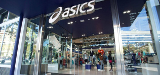 Asics reestructura su cúpula en España con la salida de Emilio Risques