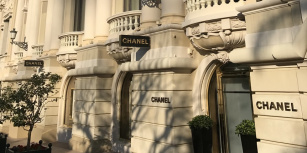 Alianza histórica en el lujo: LVMH y Chanel pactan armonizar las auditorías de proveedores
