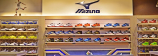 Mizuno aumenta un 7,8% su facturación y cierra en beneficios el primer trimestre de 2022
