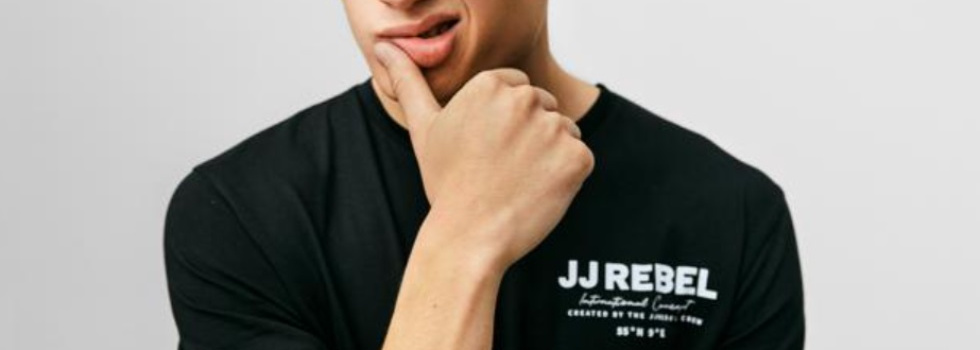 Bestseller apuesta por el precio y se refuerza con la nueva marca JJ Rebel
