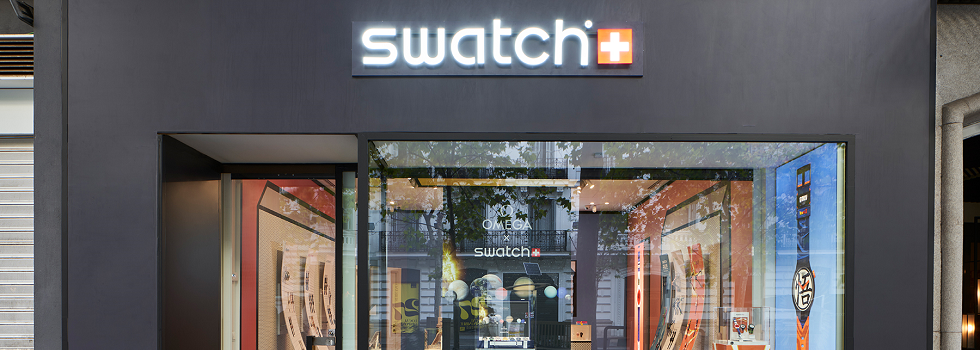 Swatch regresa a Paseo de Gracia y sustituye a Rolex con un ‘flagship store’