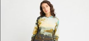 Museo del Louvre se alía con la icónica diseñadora francesa Agnès b. para plasmar arte en moda