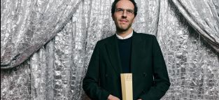 Belgian Fashion Awards: galard&oacute;n al dise&ntilde;ador del a&ntilde;o para el creativo de Dries Van Noten
